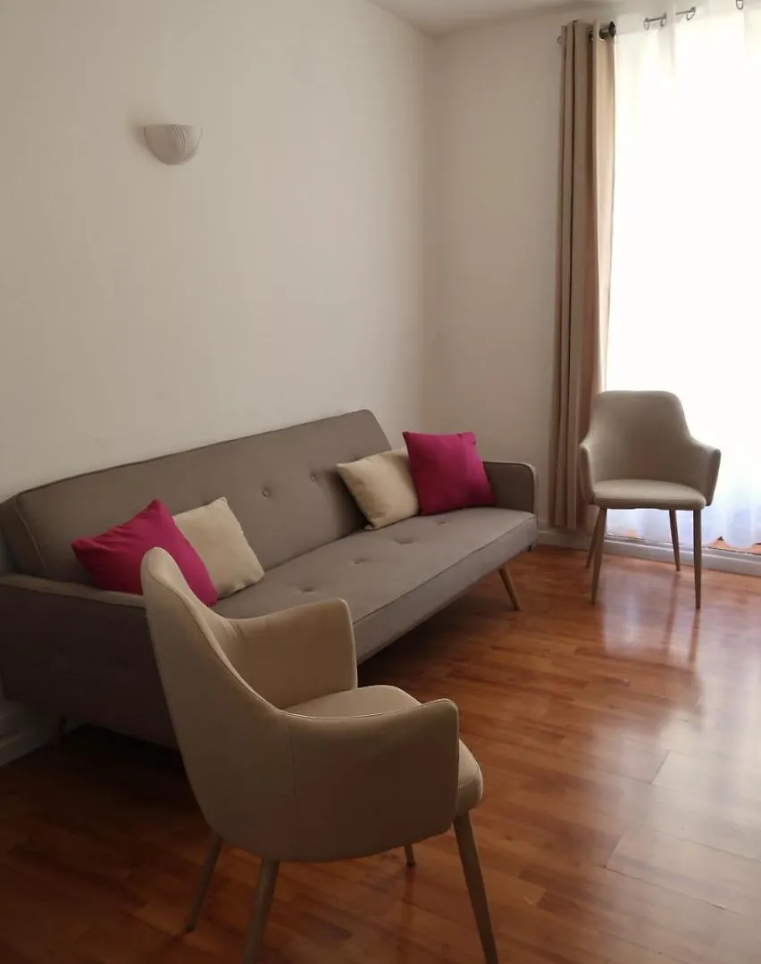Dupleixadiama Hotel